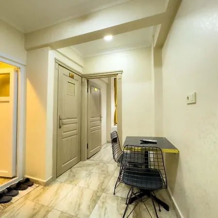 Oez Duenya * Стамбул