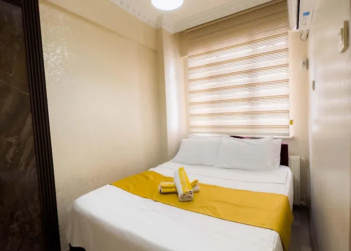 Oez Duenya * Стамбул